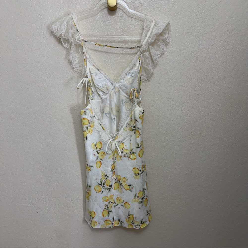New for love and lemons Audrey Mini Slip Dress size S - Picture 13 of 13